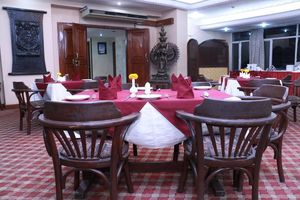 Hotel Mountain Kathmandu Exterior photo