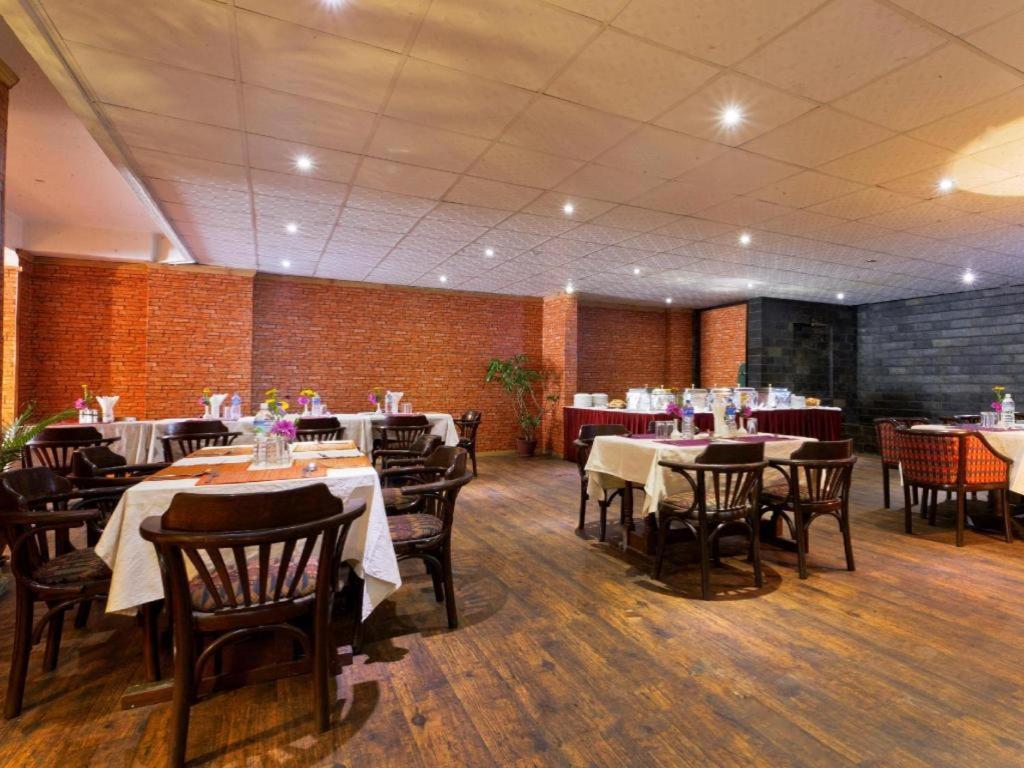 Hotel Mountain Kathmandu Exterior photo
