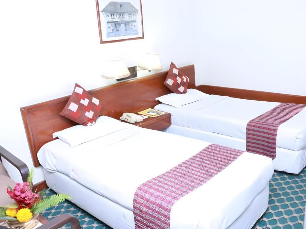 Hotel Mountain Kathmandu Exterior photo