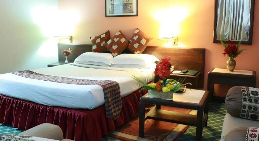 Hotel Mountain Kathmandu Exterior photo