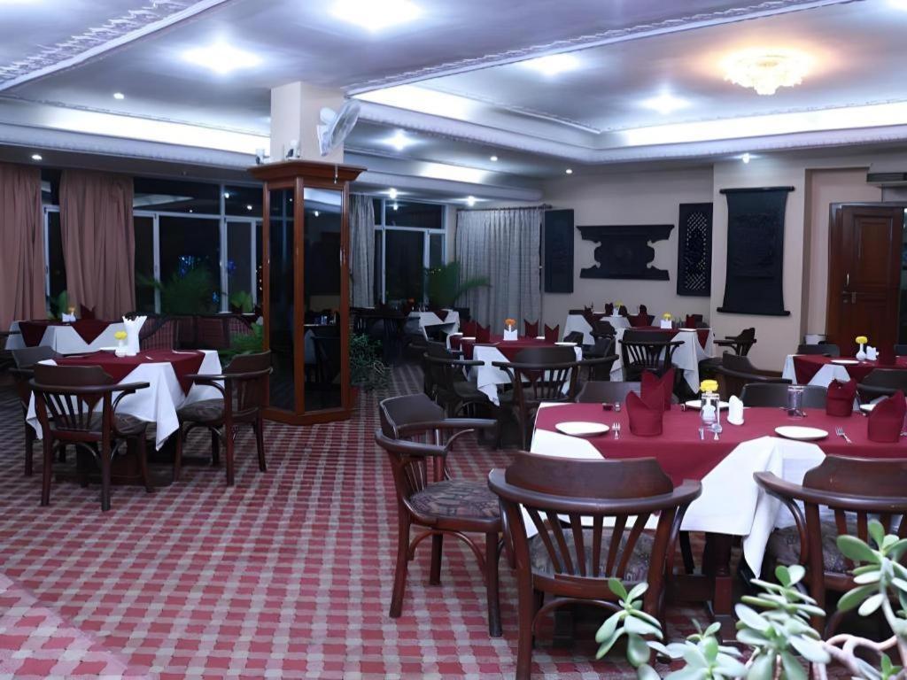 Hotel Mountain Kathmandu Exterior photo